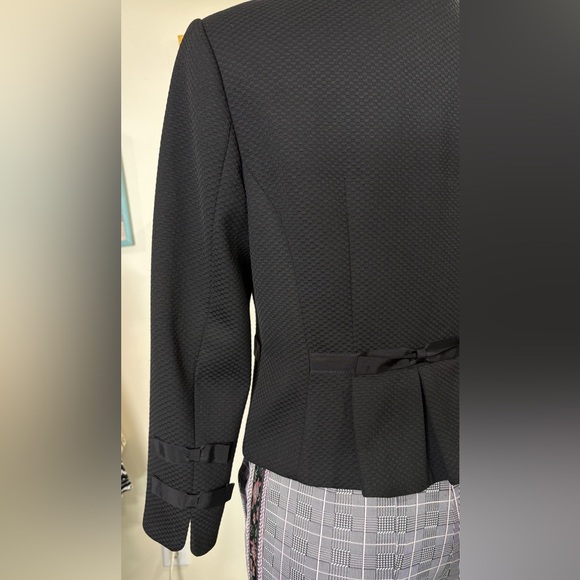 Ted Baker Black Textured Zip Top with Rose Gold Hardware - Picture 7 of 12